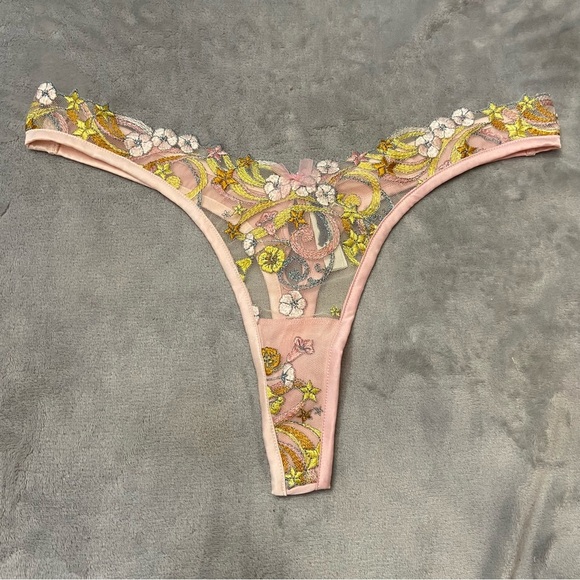 New! For Love and Lemons Swirly Star Panty 10164 - Picture 4 of 10